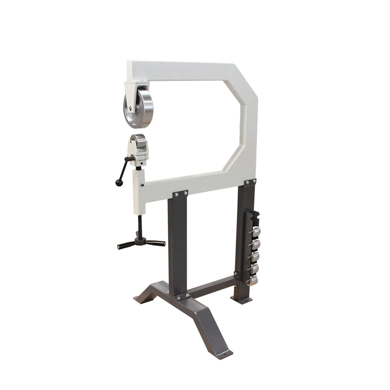 English wheel F1.2×560 Featured Image